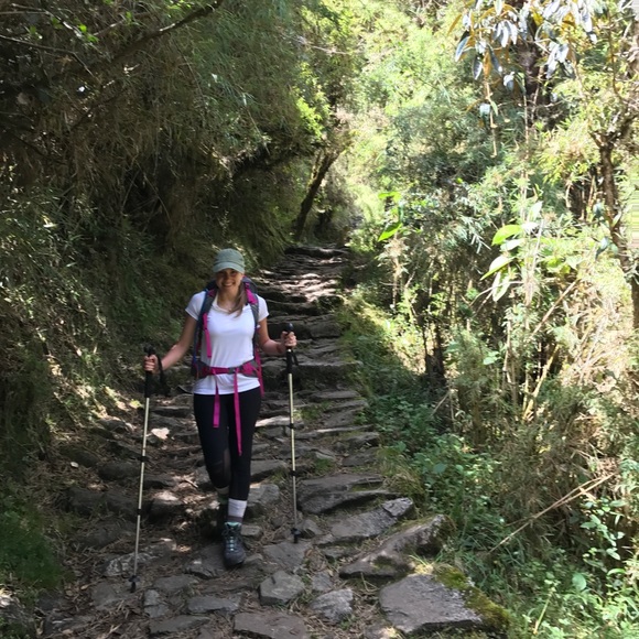 Meet your Posher, Melissa - Picture 5 of 6